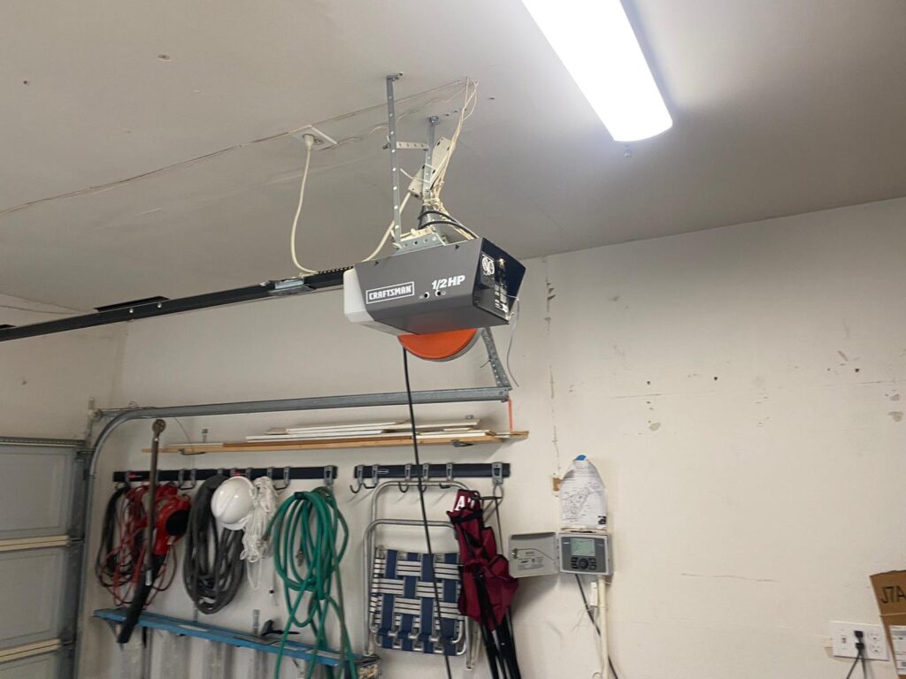 Garage Door Opener Installation – Reliable Upgrade in Tangle Cir Ln, Houston